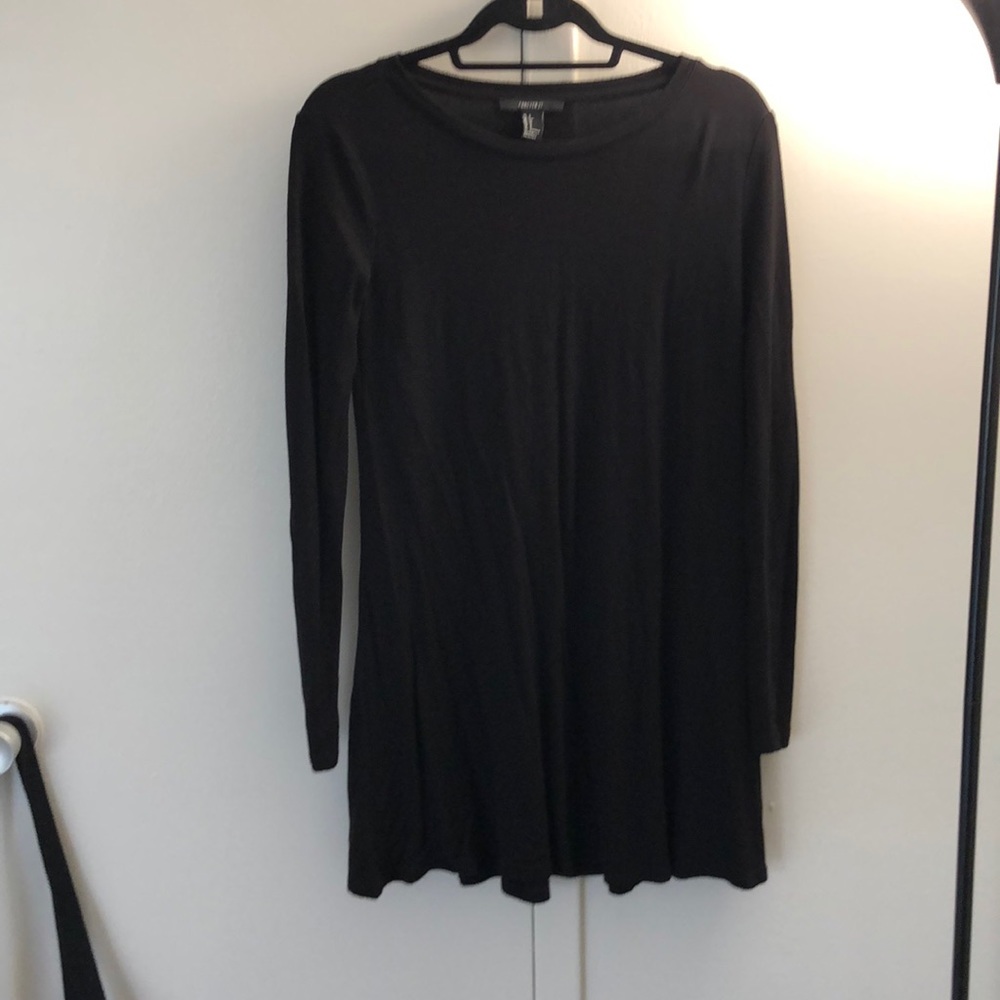 Black long sleeve S